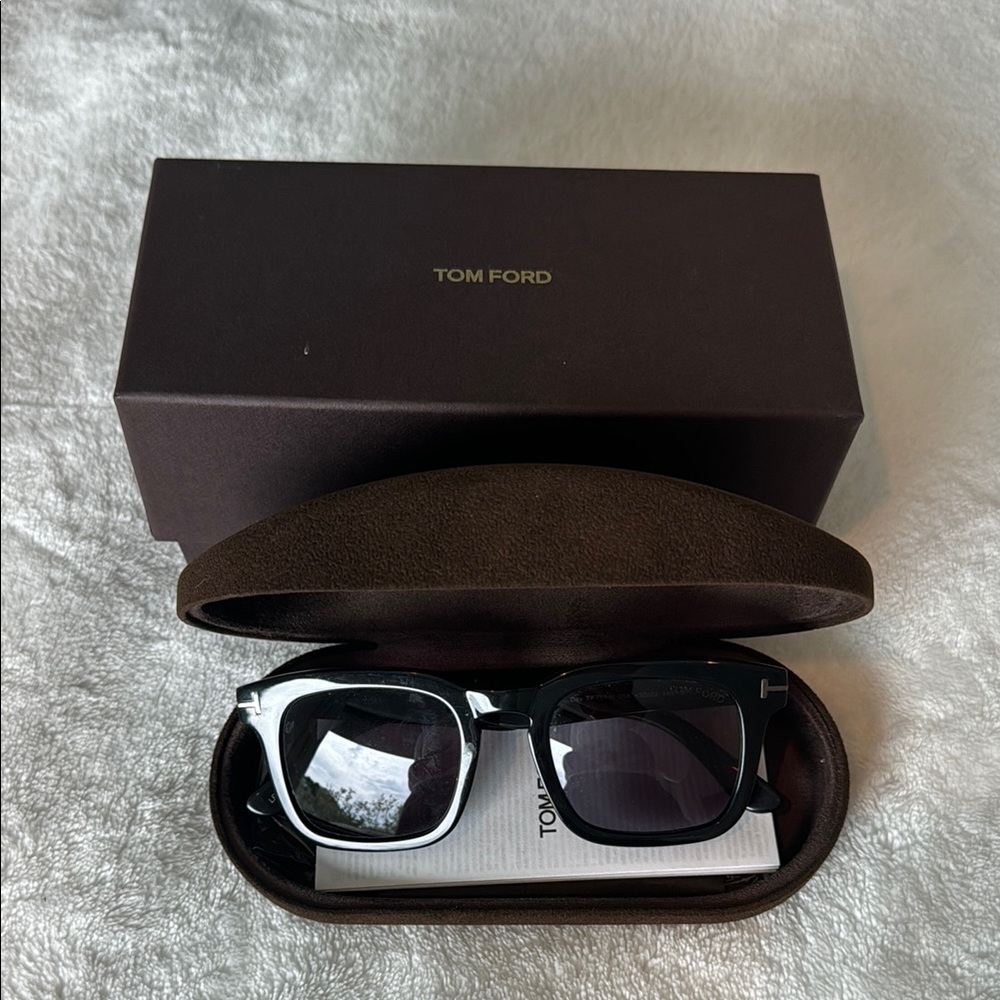 Tom Ford Black Rectangular Glasses